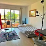 Grand Studio Avec Piscine Presqu\'Ile De Giens